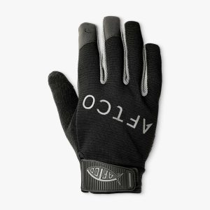 Tackle Bundle - Glove Options